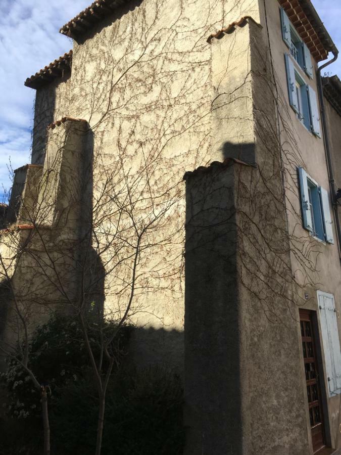 Entre l'église et la place Villa Quillan Exterior foto